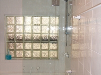 Improve the Look and Feel of Your Bathroom with a Fantastic New Bath Screen